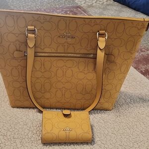 Coach Tan Tote Bag with Wallet